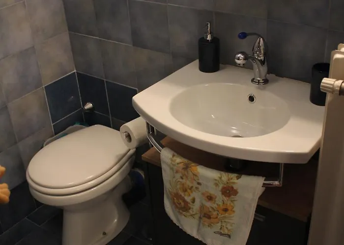 Casa Mira - Ampio, Fully Equipped E Zona Tranquilla Apartman